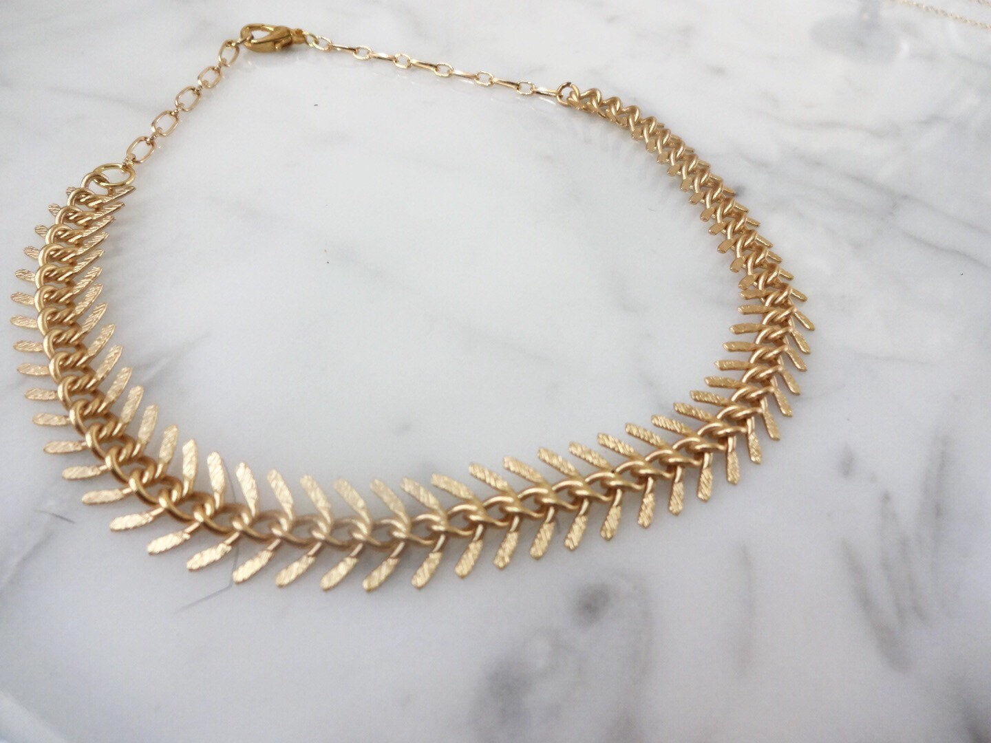 AeroWave Fishbone Collar Necklace