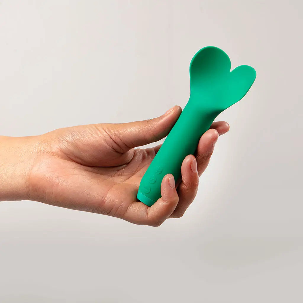Amour Bullet Emerald Green  Vibrators