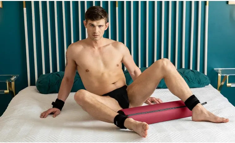 Talea Spreader Bar Claret Faux Leather  Spreader Bar