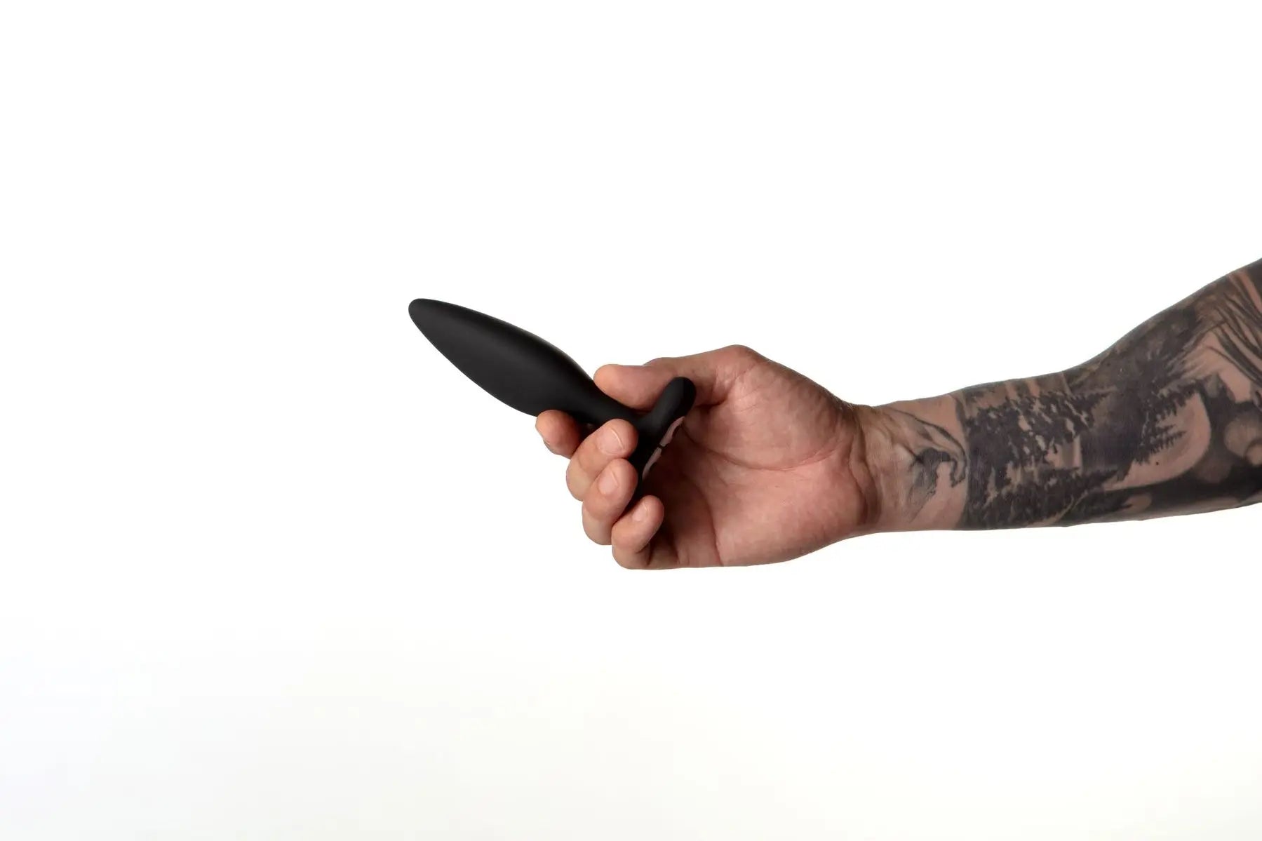 Vesta Vibrating Butt Plug Black  Anal