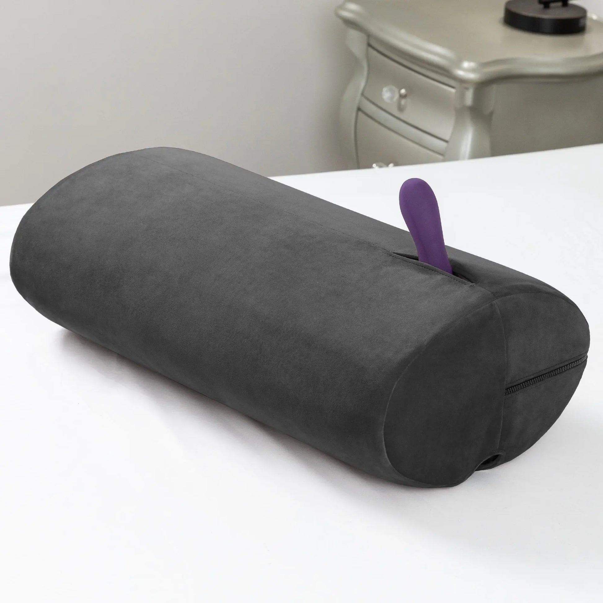 Wing Sex Toy Mount - Black Microvelvet - non retail box 